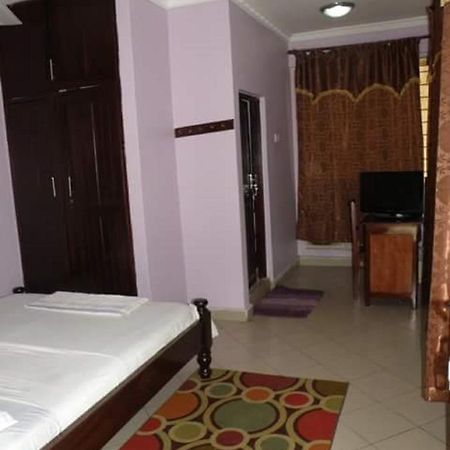 Kibodya Hotel Nkrumah Darüsselam Dış mekan fotoğraf