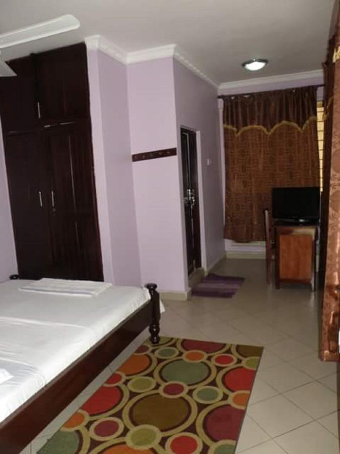 Kibodya Hotel Nkrumah Darüsselam Dış mekan fotoğraf